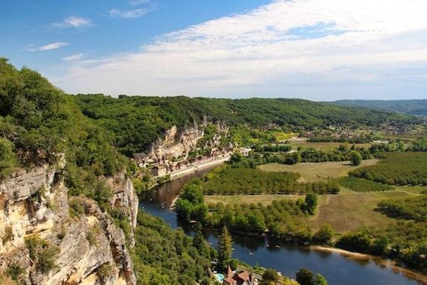 Découvrez les meilleurs campings de Dordogne : Votre guide pour un séjour inoubliable en plein cœur de la nature