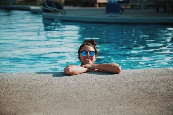 Découvrez les meilleurs campings avec piscine dans l'Ain pour des vacances inoubliables