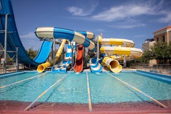 Opter pour les campings avec parc aquatique en cévennes